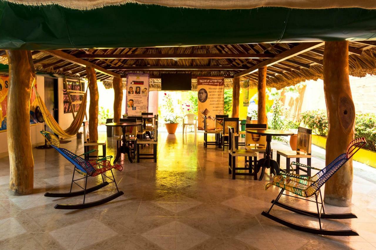 Hostal Cultural El Telar San Jacinto Esterno foto
